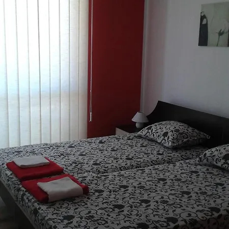 ゲストハウス Nedelchevi