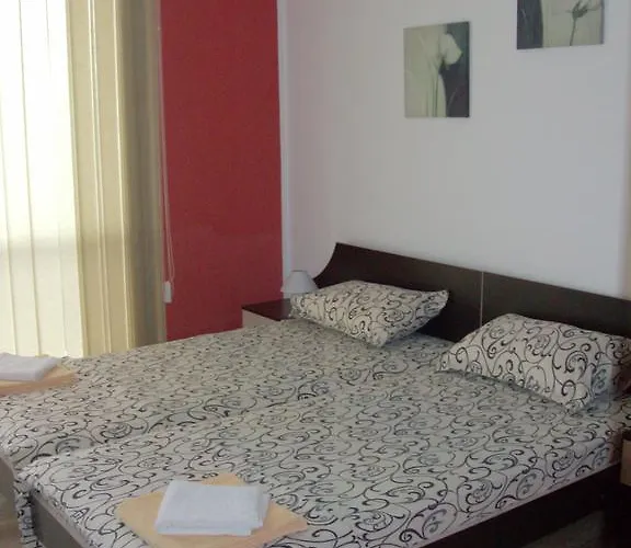 Nedelchevi 3* Primorsko