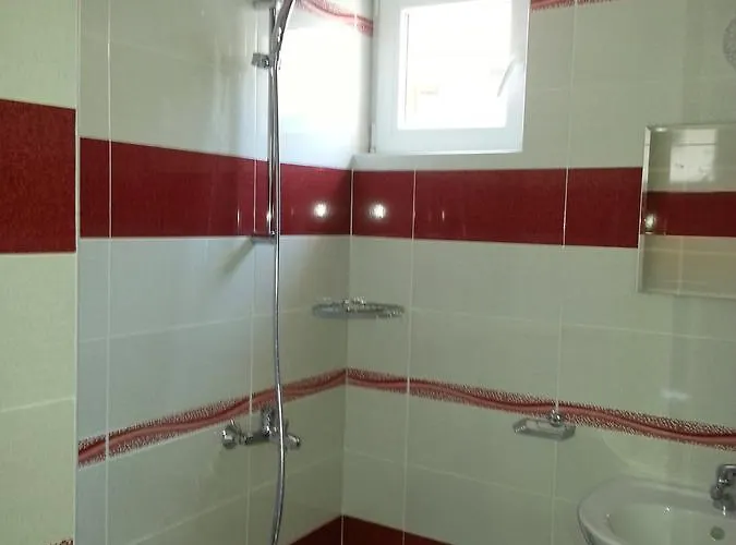 Πανσιόν Nedelchevi 3*